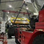 Sacar, cargar y transporte de prensa con un peso de 64.000 kg