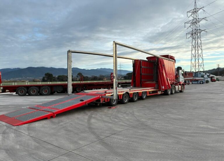 Gondola-4-ejes-transporte-especial-trasera